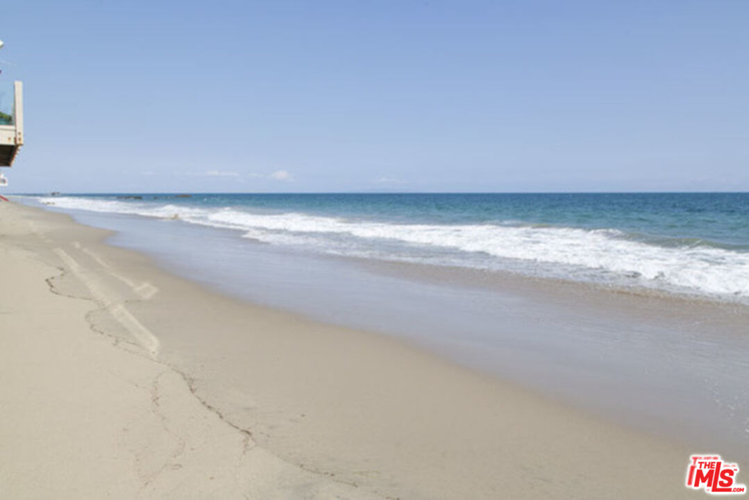 25366 Malibu Road, Unit 2 Malibu, CA 90265 - Photo 2 of 25