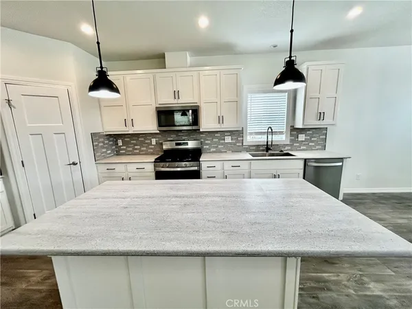 $259,900 | 1536 South State Street, Unit 112, Hemet, CA 92543