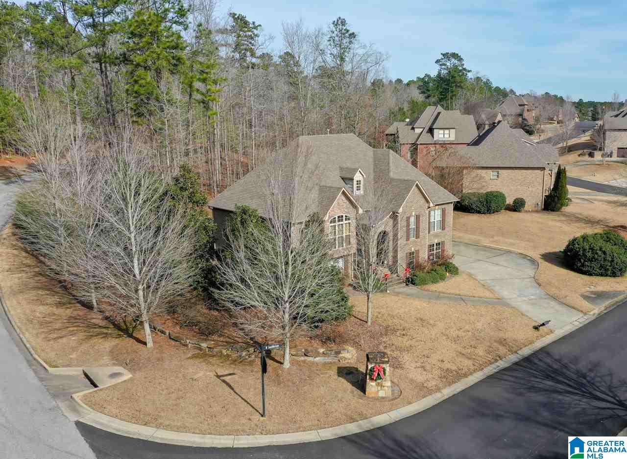 101 Lauchlin Lane Pelham, AL 35124 - Photo 4 of 47