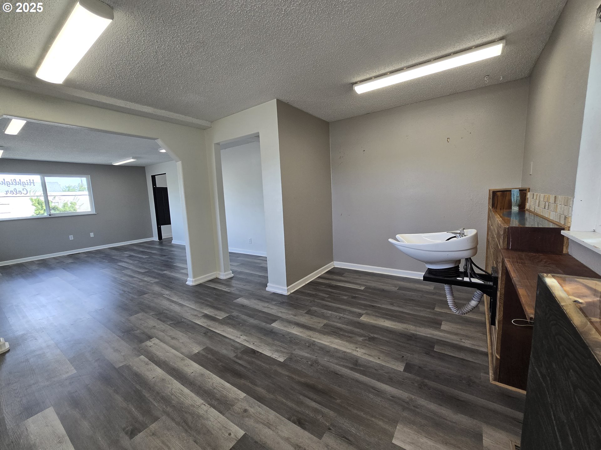 205 Southwest 3rd Street Hermiston, OR 97838 - Photo 12 of 22
