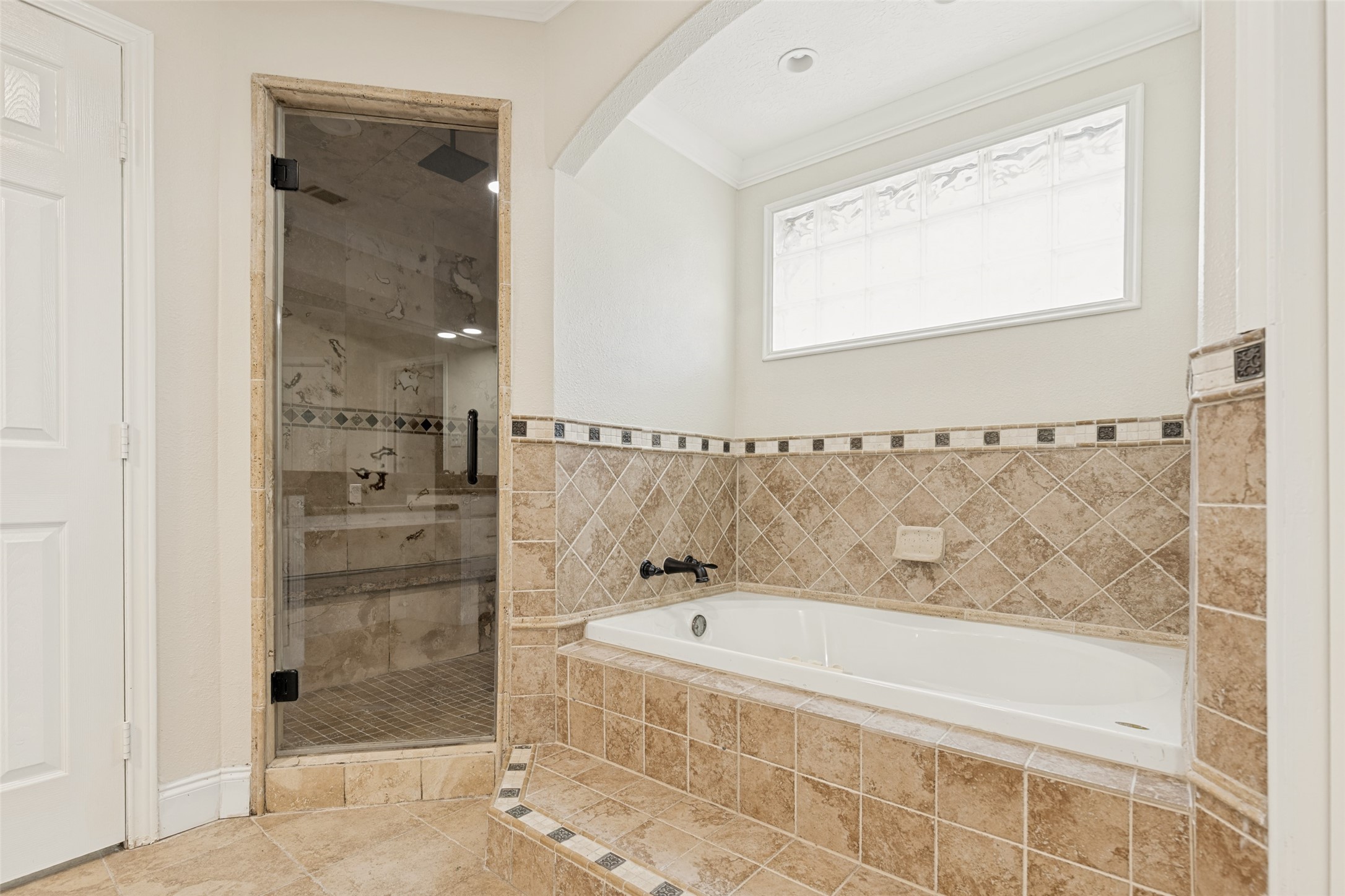 9110 Godstone Lane Spring, TX 77379 - Photo 10 of 24 9110 Godstone Lane - Primary Bathroom