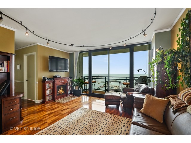 201 North Westshore Drive, Unit 2604 Chicago, IL 60601 - Photo 2 of 25