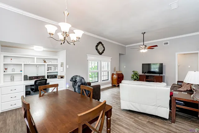 $225,000 | 731 Castlewood Street, Denham Springs, LA 70726