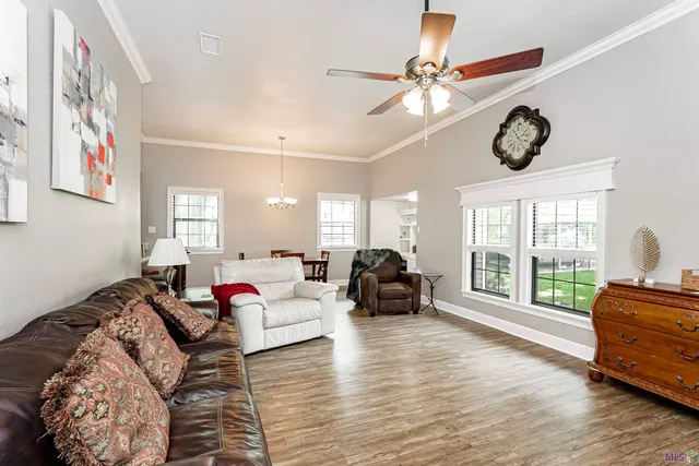 $225,000 | 731 Castlewood Street, Denham Springs, LA 70726