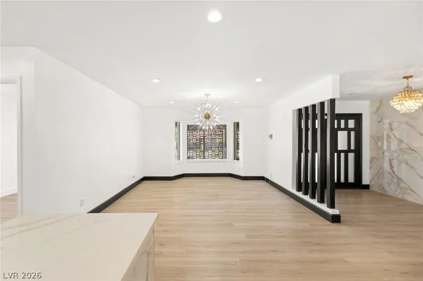 $900,000 | 2840 Duneville Street, Las Vegas, NV 89146