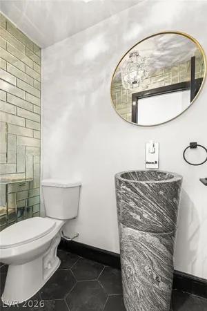 $900,000 | 2840 Duneville Street, Las Vegas, NV 89146