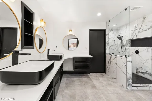 $900,000 | 2840 Duneville Street, Las Vegas, NV 89146