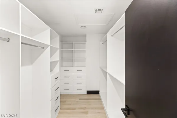 $900,000 | 2840 Duneville Street, Las Vegas, NV 89146