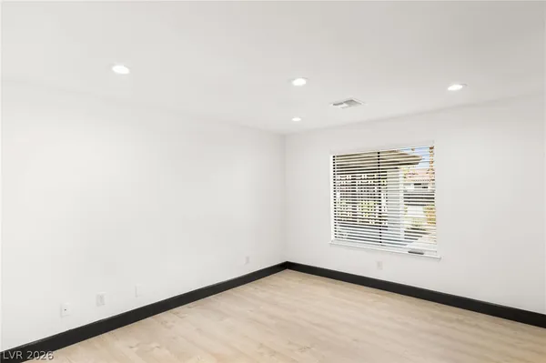 $975,000 | 2840 Duneville Street, Las Vegas, NV 89146