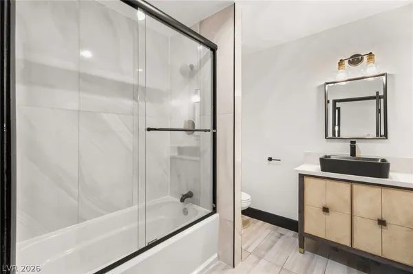 $975,000 | 2840 Duneville Street, Las Vegas, NV 89146