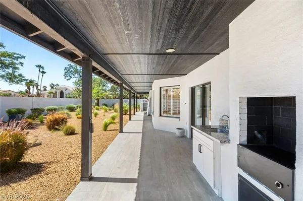 $975,000 | 2840 Duneville Street, Las Vegas, NV 89146