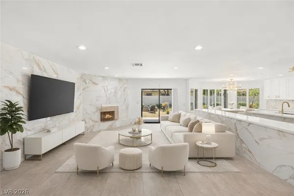 $975,000 | 2840 Duneville Street, Las Vegas, NV 89146