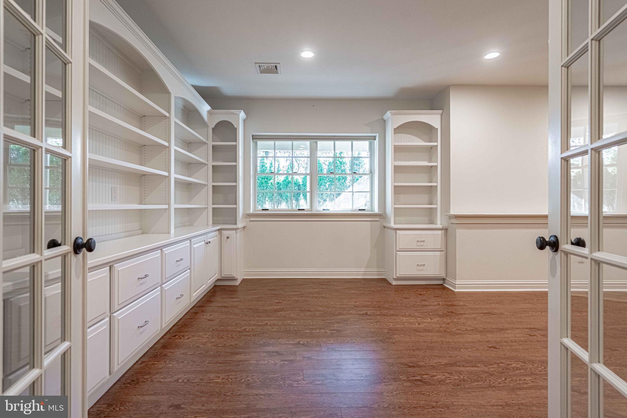 2061 Forge Run Bethlehem, PA 18015 - Photo 44 of 52 Gallery Image 44