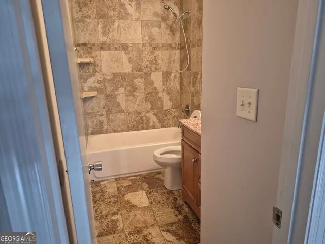 $360,000 | 3911 Oak Harbour Drive, Gainesville, GA 30506