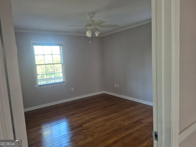 $360,000 | 3911 Oak Harbour Drive, Gainesville, GA 30506