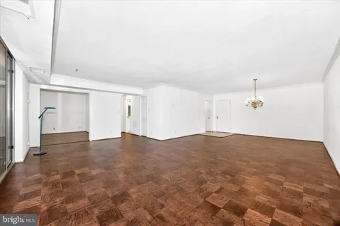 $365,000 | 4601 North Park Avenue, Unit 417, Chevy Chase, MD 20815