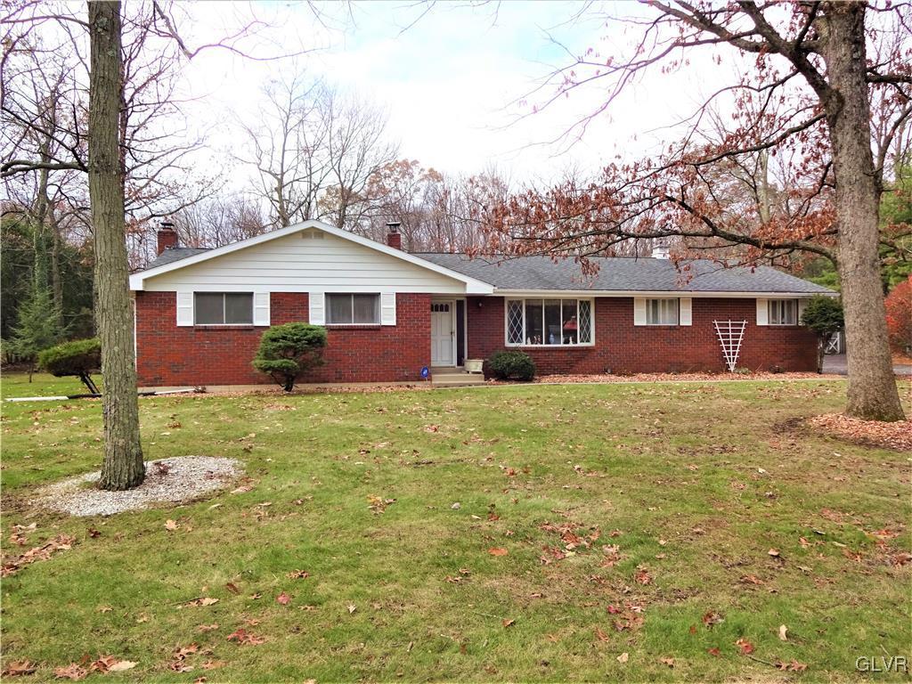 200 Bangor Junction Road Bangor, PA 18013 - Photo 2 of 48 Welcome to 200 Bangor Junction Road!