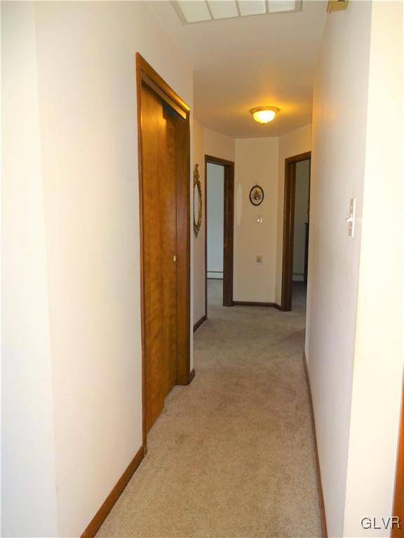 200 Bangor Junction Road Bangor, PA 18013 - Photo 27 of 48 Hallway to bedrooms