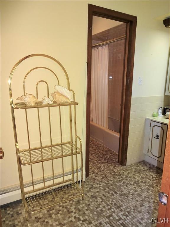 200 Bangor Junction Road Bangor, PA 18013 - Photo 36 of 48 Full Bath