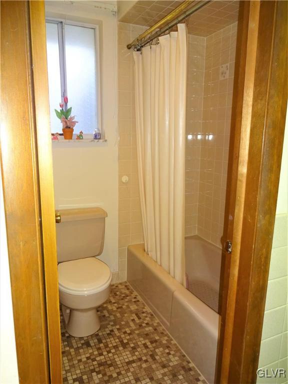 200 Bangor Junction Road Bangor, PA 18013 - Photo 38 of 48 Full Bath