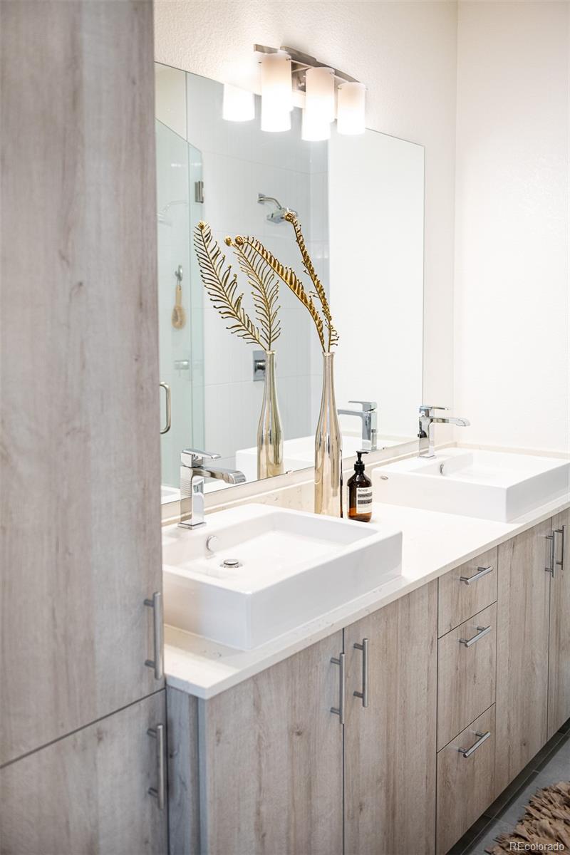 431 East Bayaud Avenue, Unit R212 Denver, CO 80209 - Photo 18 of 36