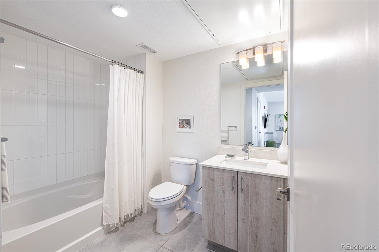 431 East Bayaud Avenue, Unit R212 Denver, CO 80209 - Photo 22 of 36