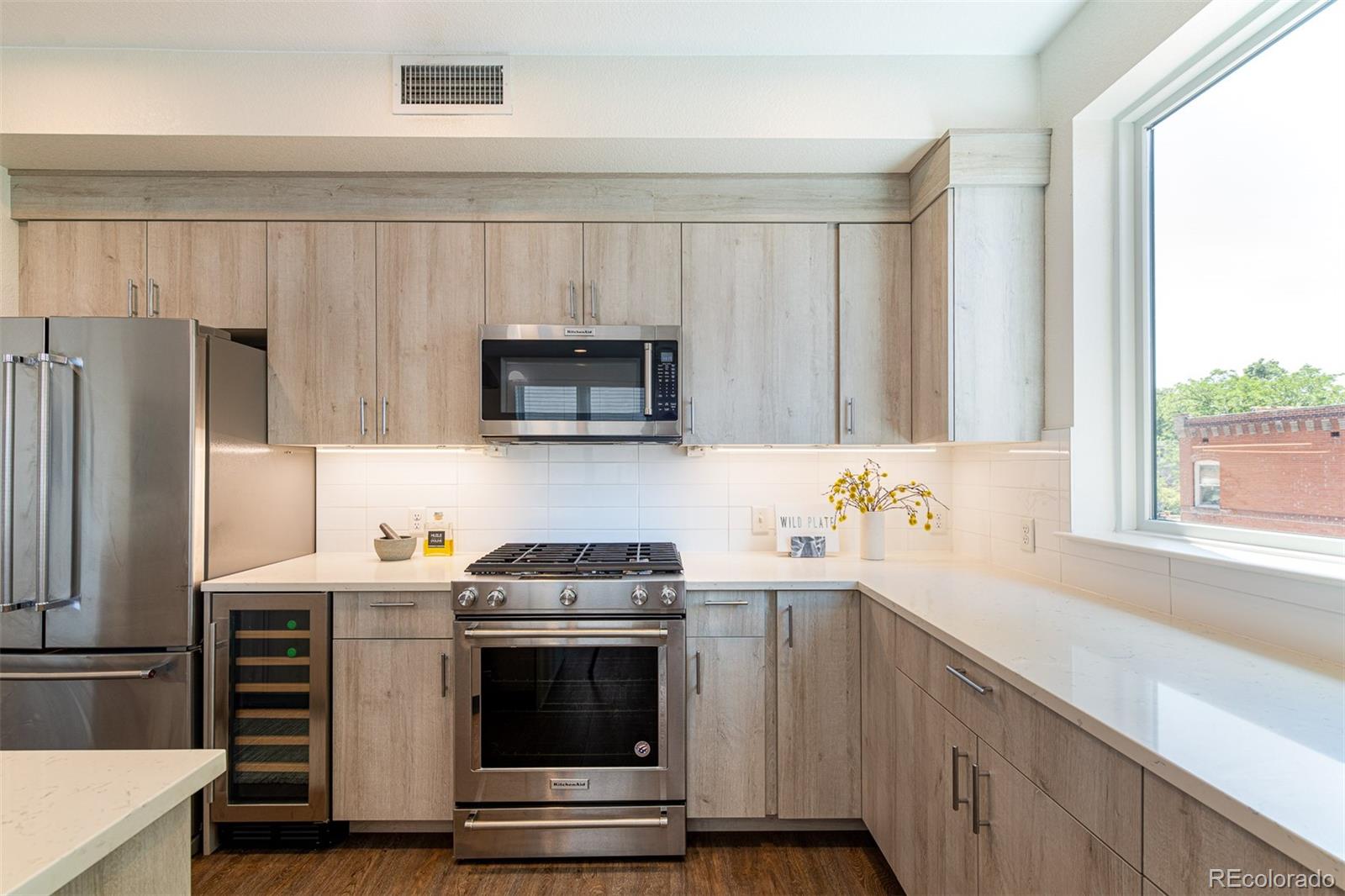 431 East Bayaud Avenue, Unit R212 Denver, CO 80209 - Photo 3 of 36