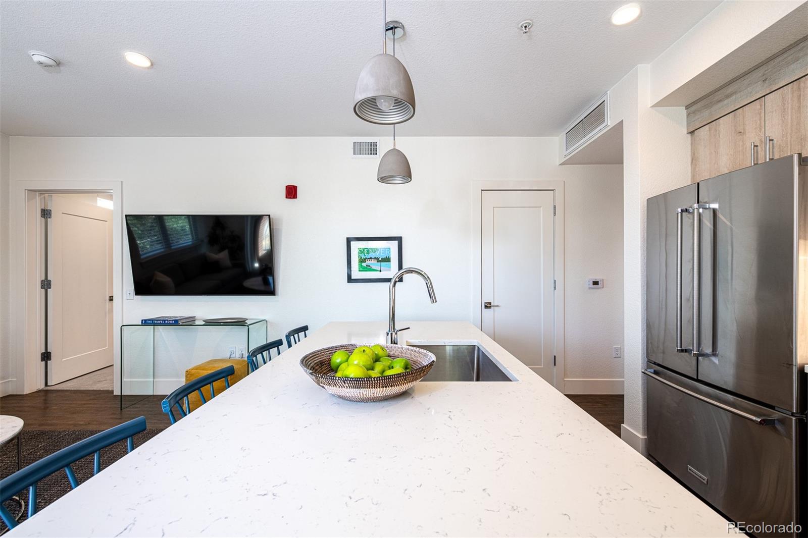 431 East Bayaud Avenue, Unit R212 Denver, CO 80209 - Photo 4 of 36