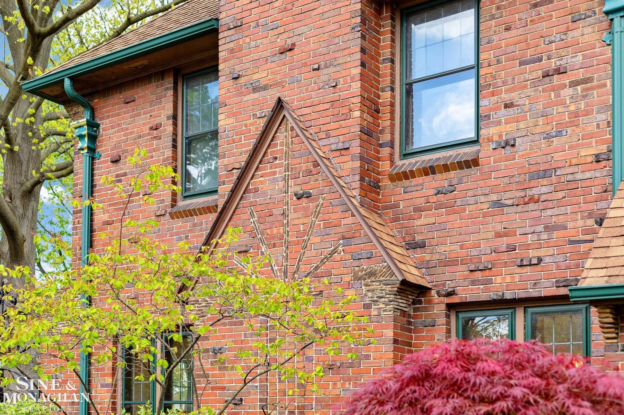 1350 Buckingham Road Grosse Pointe Park, MI 48230 - Photo 3 of 51