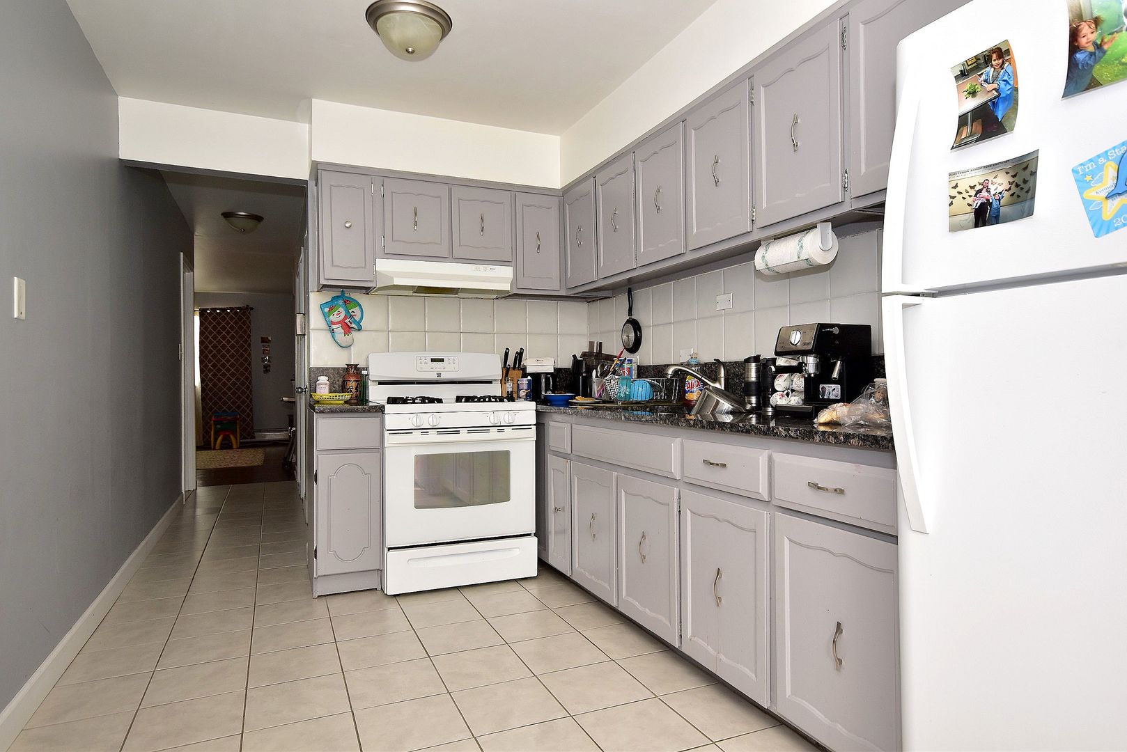 9215 Irving Park Road Schiller Park, IL 60176 - Photo 16 of 25