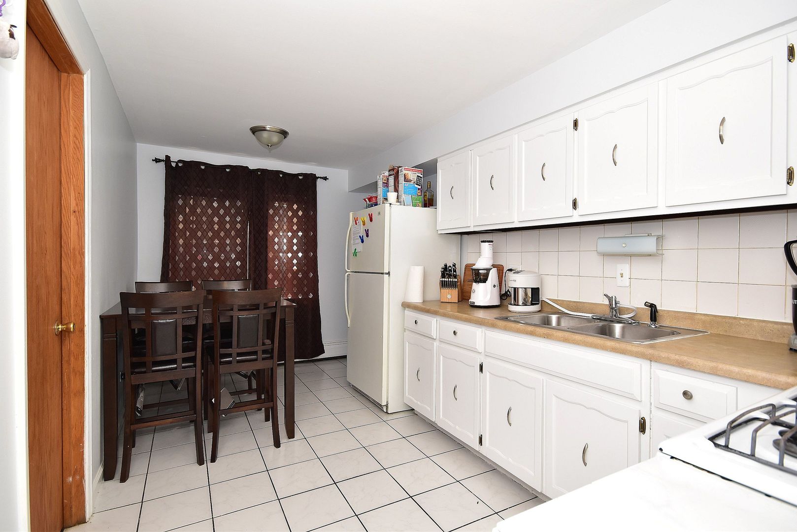 9215 Irving Park Road Schiller Park, IL 60176 - Photo 10 of 25