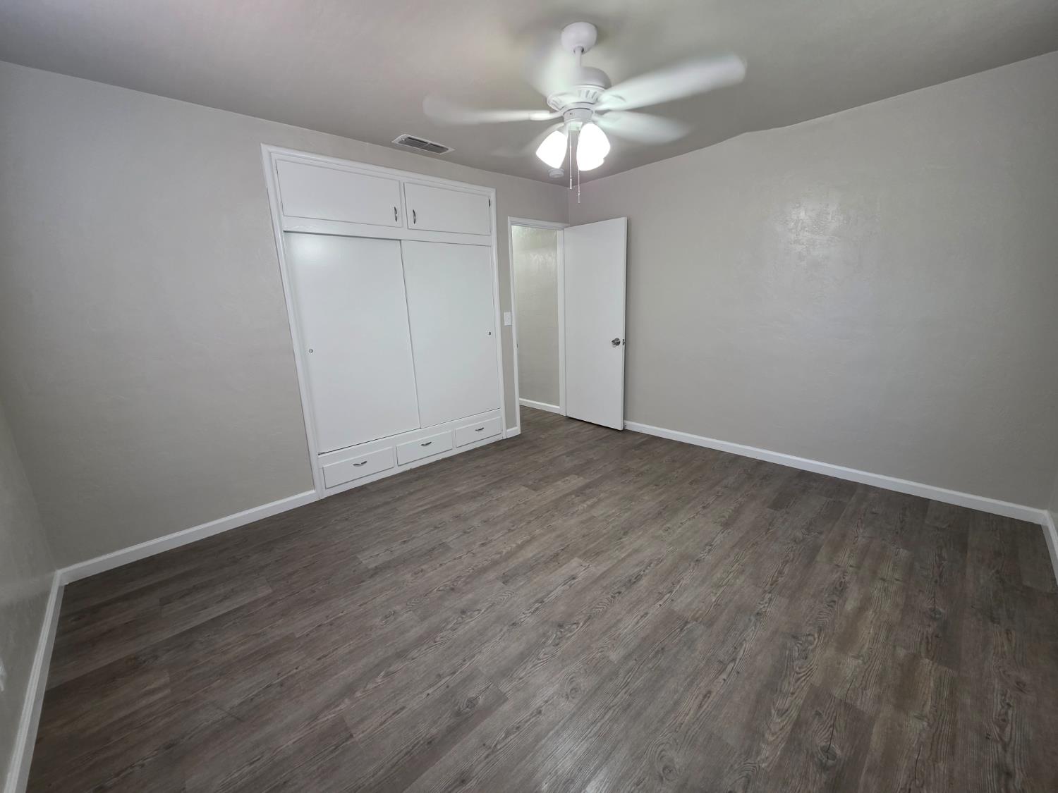 1416 Tully Road Modesto, CA 95350 - Photo 32 of 35 Gallery Image 32