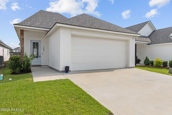 $250,000 | 309 Berchman Oaks Drive, Lafayette, LA 70506