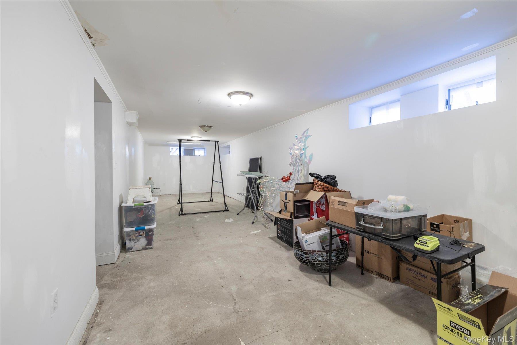 34 Reyam Road Lynbrook, NY 11563 - Photo 26 of 38