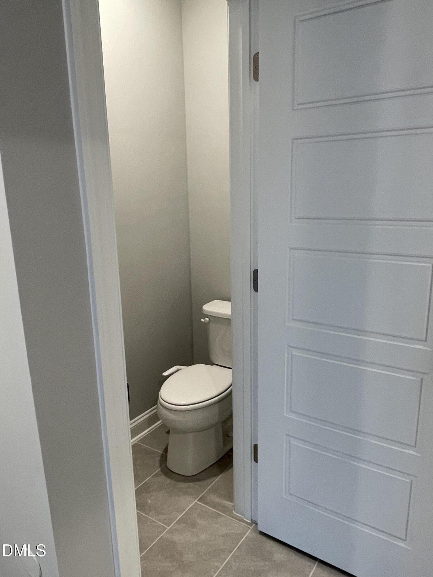 600 Hedrick Ridge Road, Unit 102 Cary, NC 27519 - Photo 19 of 28 IMG_2207