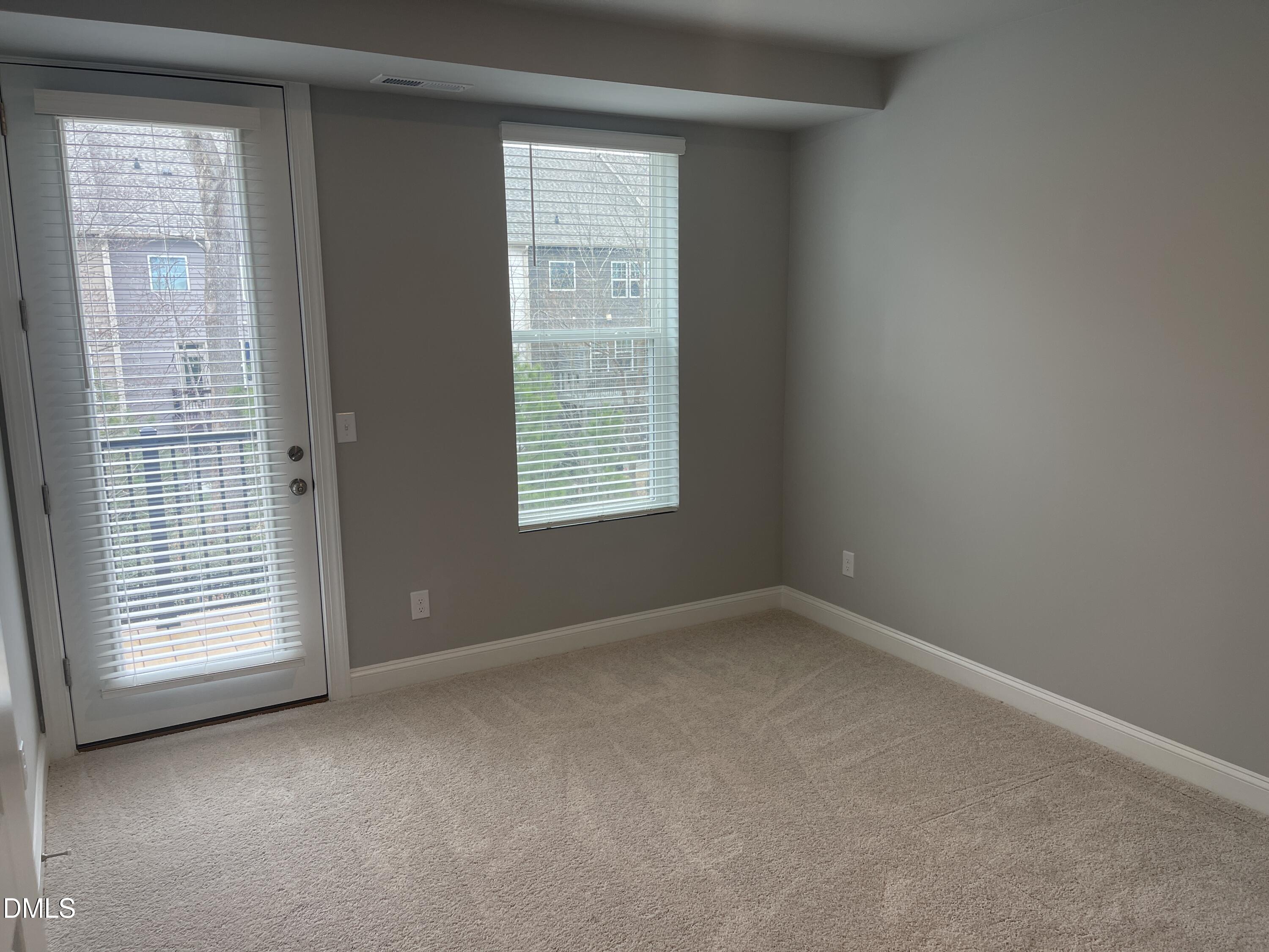 600 Hedrick Ridge Road, Unit 102 Cary, NC 27519 - Photo 22 of 28 IMG_2214