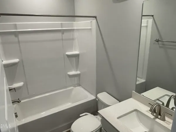 $2,300 | 600 Hedrick Ridge Road, Unit 102, Cary, NC 27519