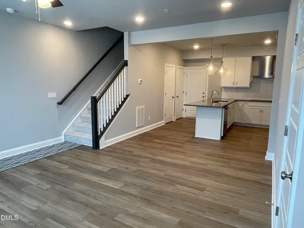 $2,300 | 600 Hedrick Ridge Road, Unit 102, Cary, NC 27519