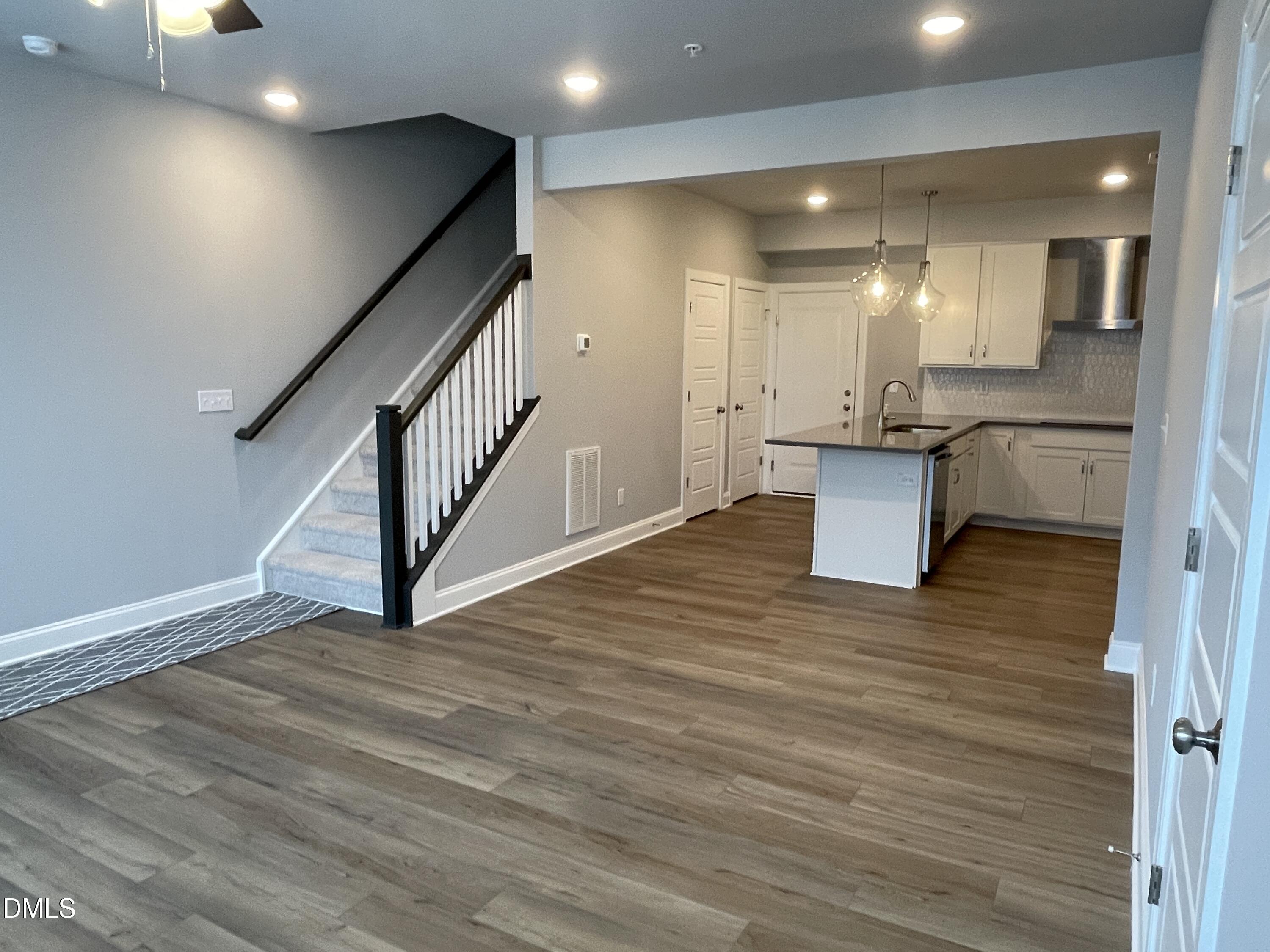 600 Hedrick Ridge Road, Unit 102 Cary, NC 27519 - Photo 5 of 28 IMG_2220