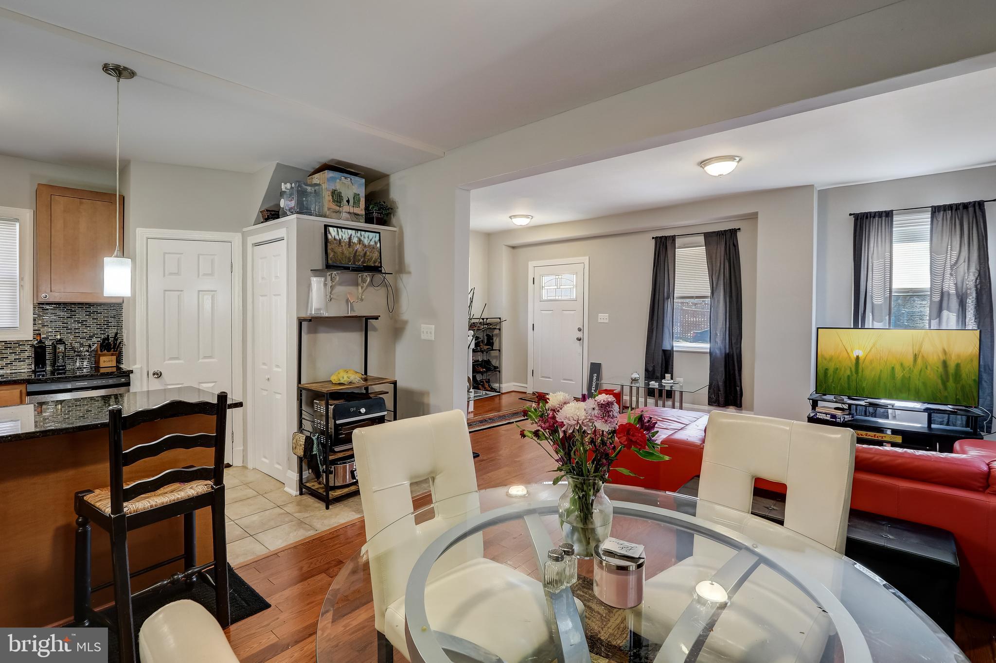 3218 Cedarhurst Road Baltimore, MD 21214 - Photo 9 of 31