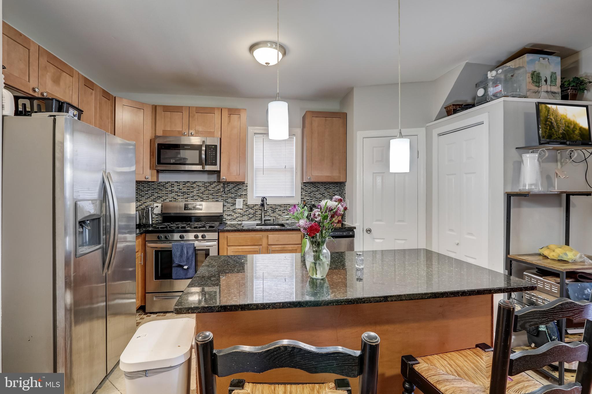 3218 Cedarhurst Road Baltimore, MD 21214 - Photo 10 of 31