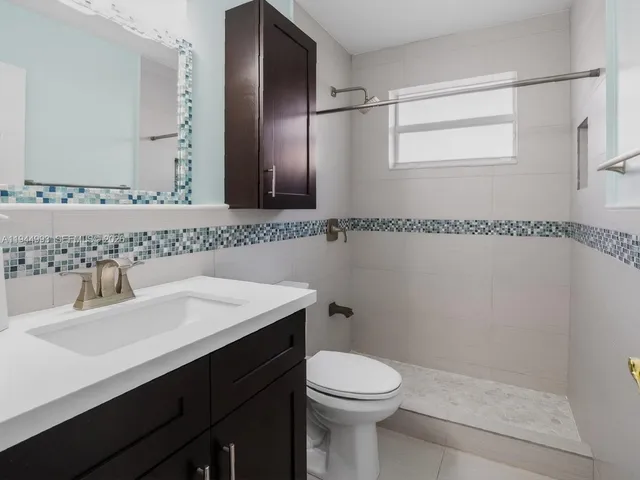 $3,900 | Vizcaya, Miramar, FL 33027