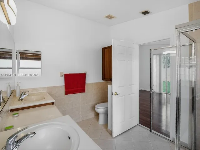 $3,900 | Vizcaya, Miramar, FL 33027