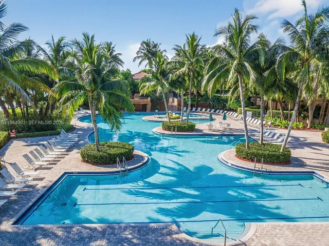 $3,900 | Vizcaya, Miramar, FL 33027