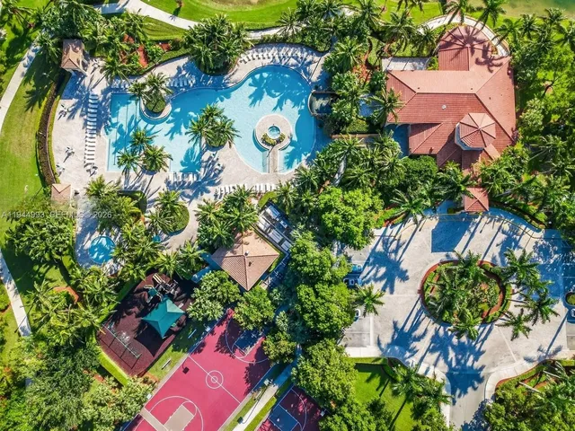 $3,900 | Vizcaya, Miramar, FL 33027