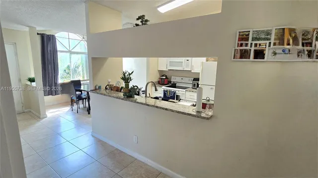 $2,150 | 15751 Southwest 106th Terrace, Unit 208, Miami, FL 33196