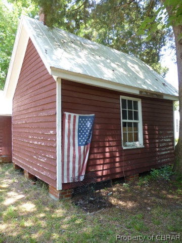 617 Quail Road Cardinal, VA 23025 - Photo 11 of 27
