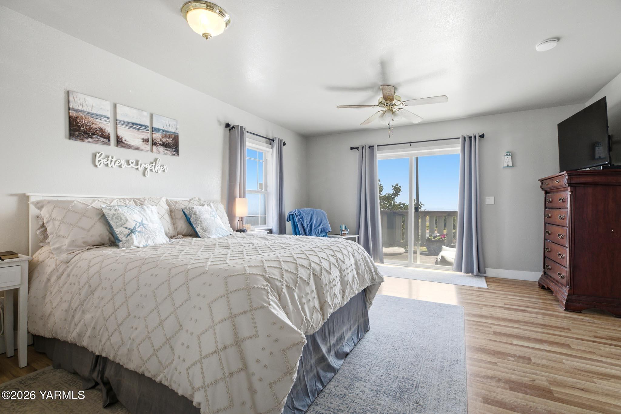 900 Slavin Road Yakima, WA 98903 - Photo 22 of 27 22 Primary Bedroom