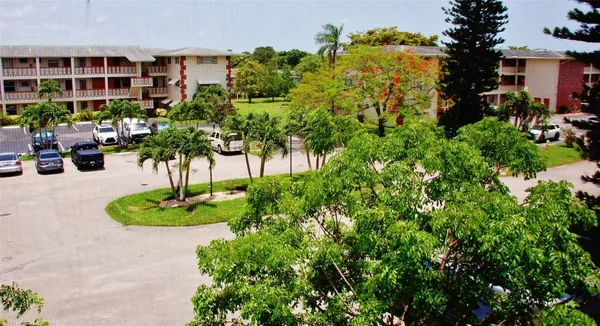 $1,600 | 4770 Northwest 10th Court, Unit 312, Plantation, FL 33313