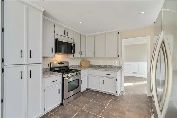 $2,895 | 3230 Cedar Bluff Drive Northeast, Marietta, GA 30062
